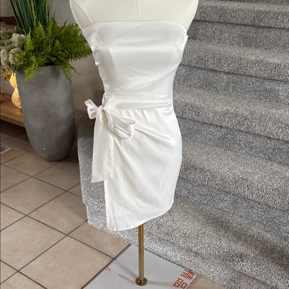 Strapless White Satin Wrap Mini Dress with Side Bow